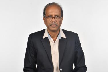 Dr. V. Saravanan